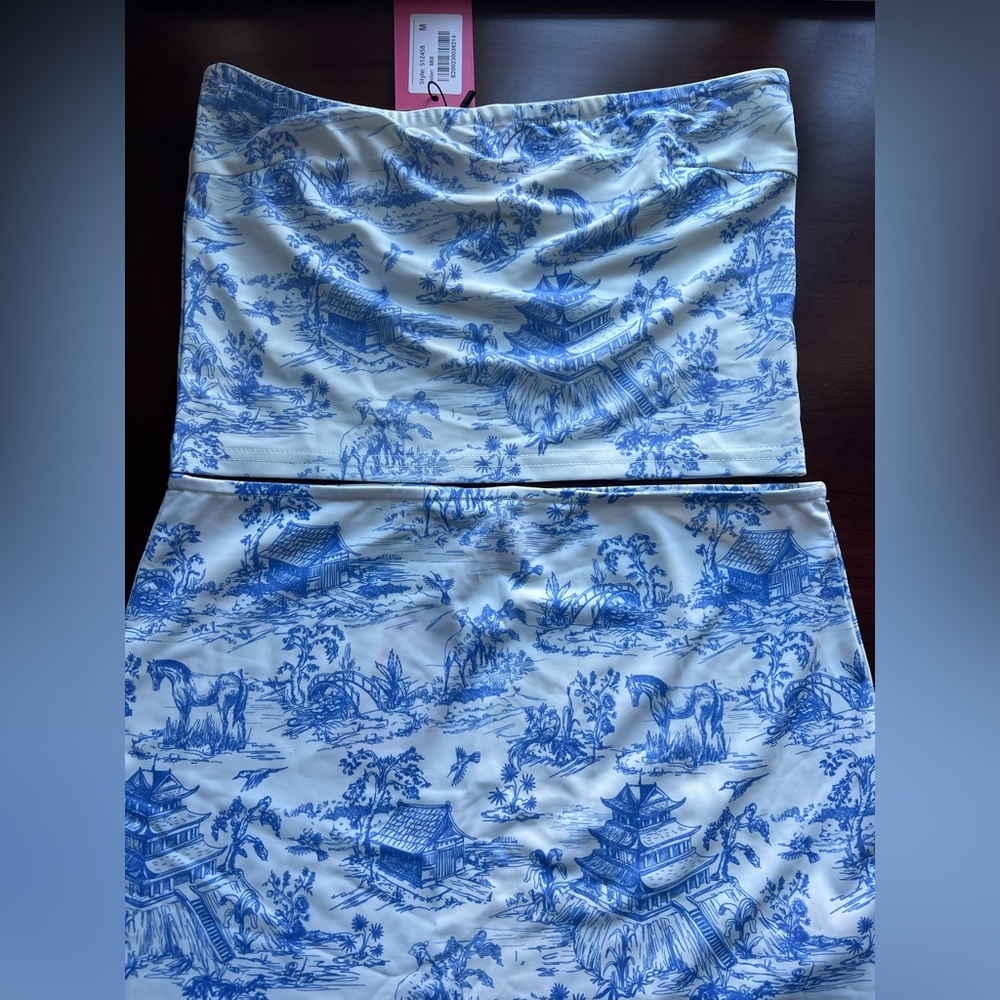 Edikted Scenic Blue and White Mini Skirt